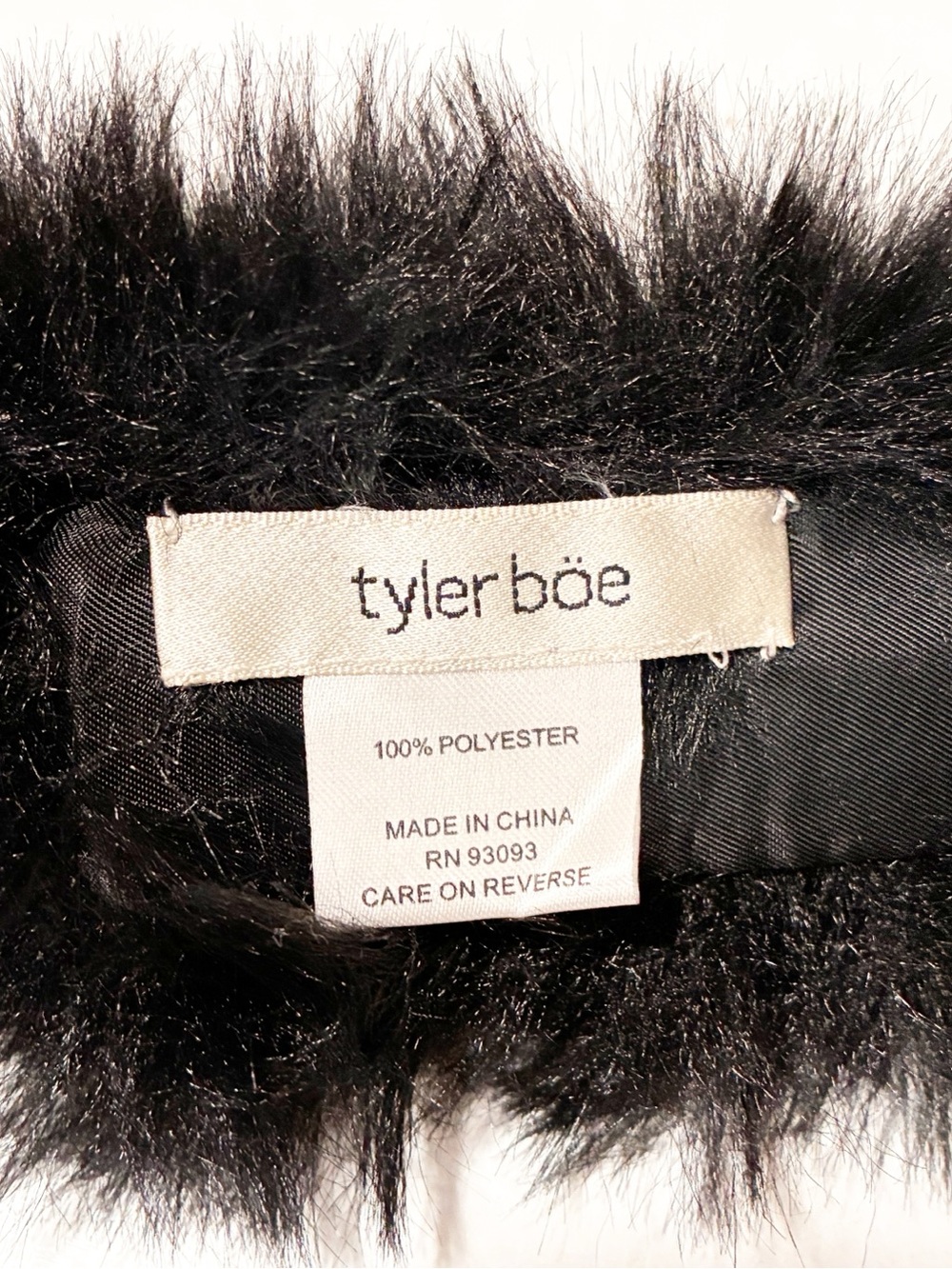 Tyler Boe Black Fluffy Fur Slap Bracelet Wrist Cuff - Picture 2 of 3